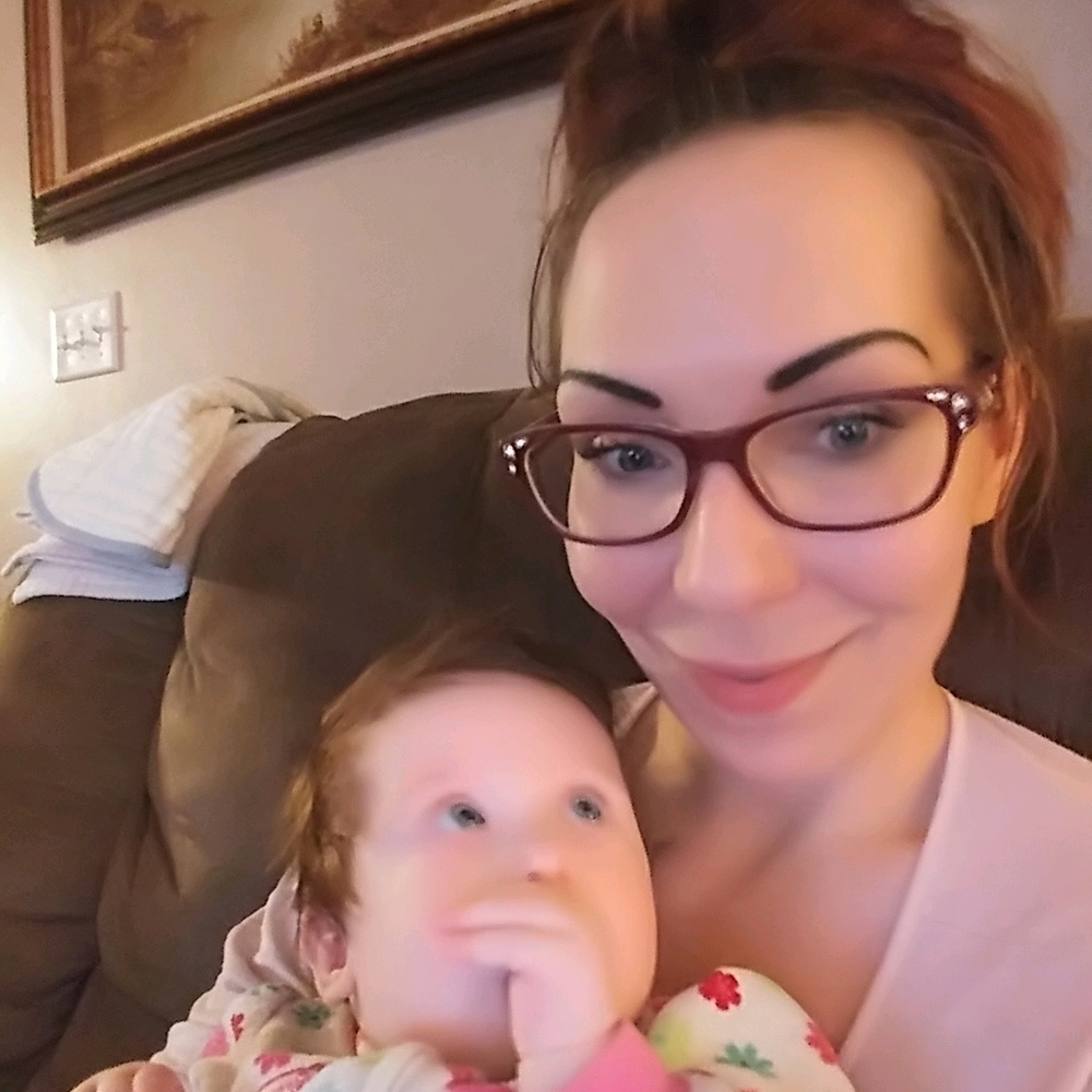 Meet your Posher, Crystal